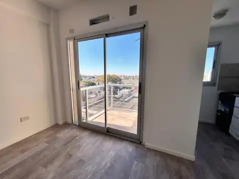 Departamento en Alquiler en Caseros, $ 650.000