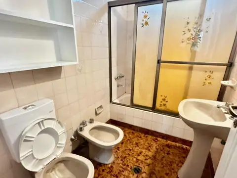 Depto Tipo Casa 2 ambientes con 1 baño