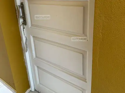 Depto Tipo Casa 2 ambientes con 1 baño