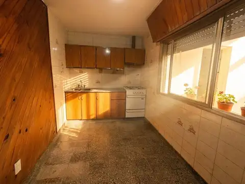 Depto Tipo Casa en Venta de 2 ambientes