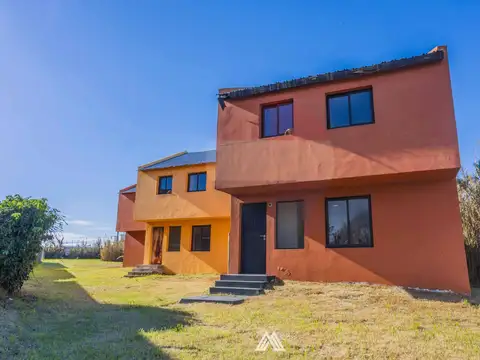 Venta Apartamento 3 dormitorios en Lagomar cochera