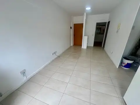 Rosales 300, Piso 1