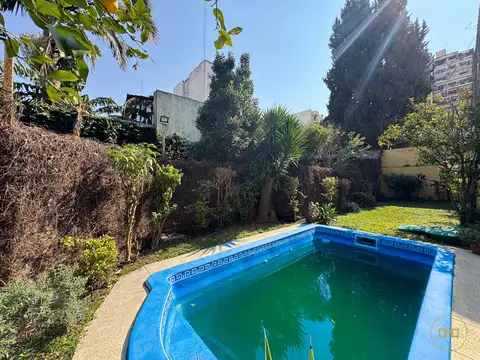 Duplex - 4 amb - Cochera - Jardin - Pileta