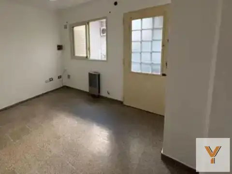 Depto Tipo Casa en Alquiler en La Plata, $ 400.000
