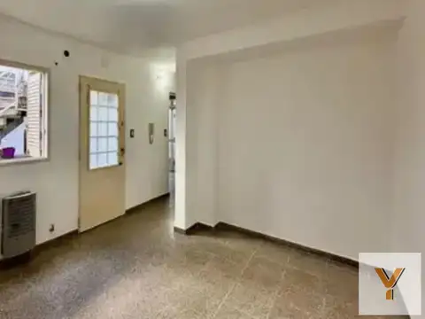 Depto Tipo Casa en Alquiler de 1 dormitorio