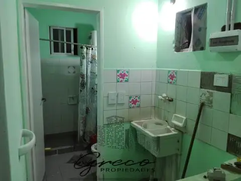 DEPARTAMENTO TIPO CASA CON PATIO COMPARTIDO