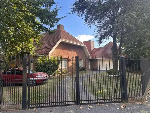 Casa en Venta en Longchamps, USD 370.000