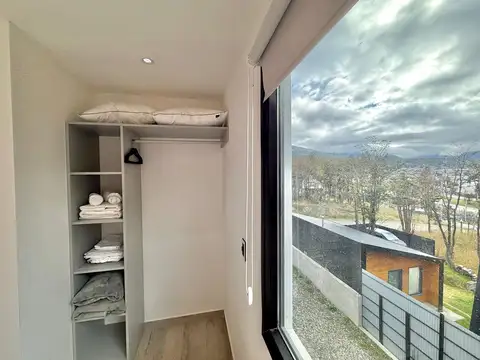 Dpto tipo duplex un dormitorio ALQUILER, B. Andino