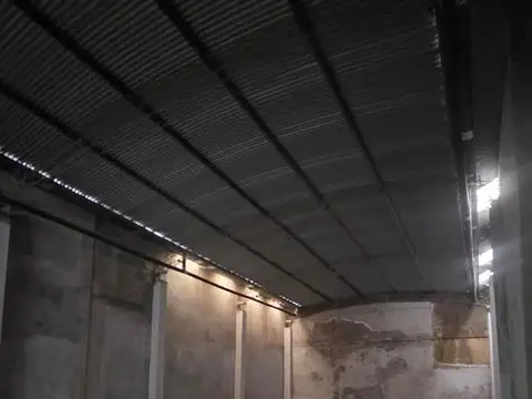 Galpon en Alquiler 24  mts Fondo