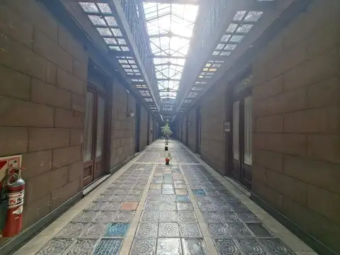 VENTA OFICINA EN SAN NICOLAS