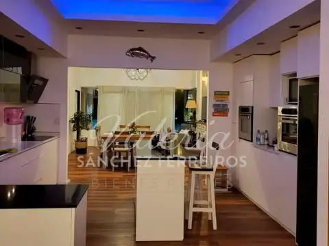 Casa en Venta de 5 dormitorios