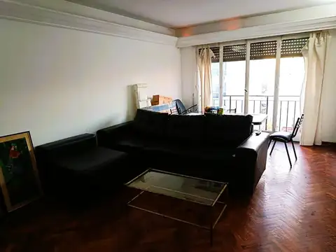 Av. Avellaneda al 2500 y Artigas