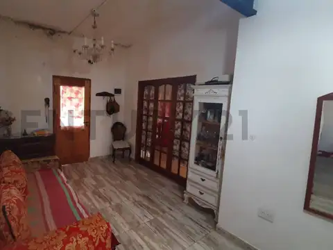 San Jorge 4300, Piso 0