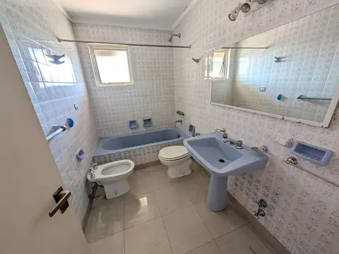 Departamento 3 ambientes con 3 baños
