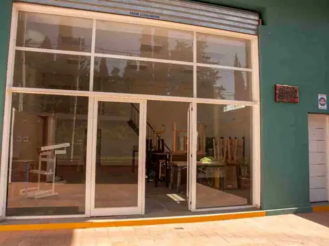 Casa +Local para Familia Emprendedora