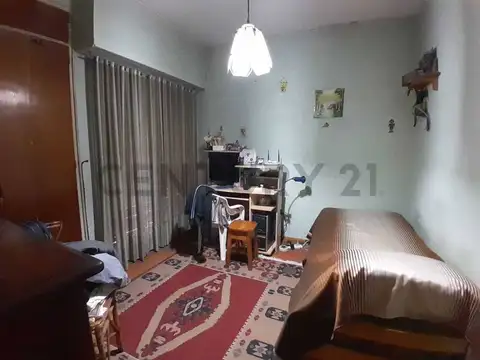 Casa 5 ambientes en Banfield