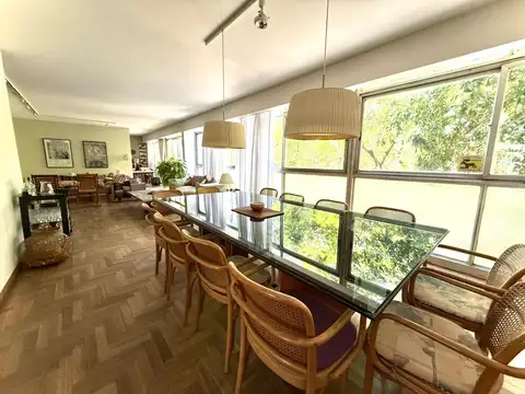 Juana Azurduy 2200
