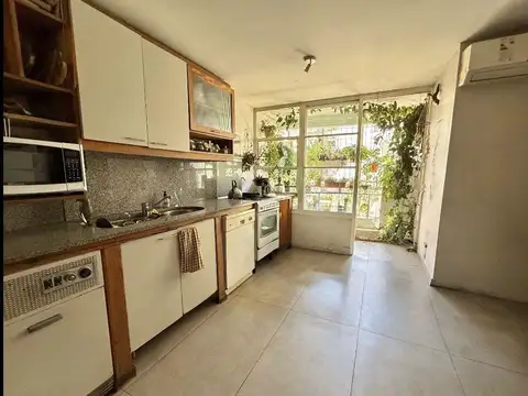 Departamento 5 ambientes en Venta con Cochera y balcón - Belgrano / Nuñez