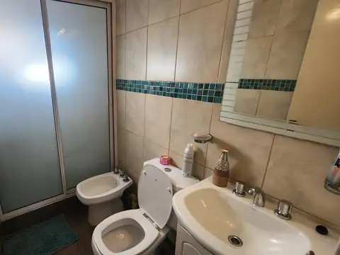Casa 3 ambientes con 2 baños