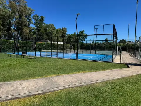 VENTA LOTE CENTRAL BARRIO CERRADO WESTON