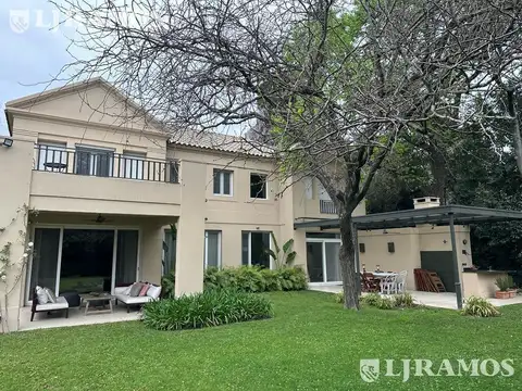 Venta. Casa. 5 dorm. La Horqueta. Impecable.