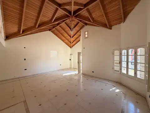 Casa 3 ambientes con 2 baños