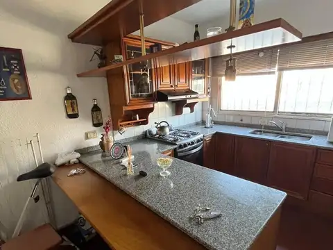 VENTA PH 4 AMBIENTES COCHERA OLIVOS APTO CREDITO