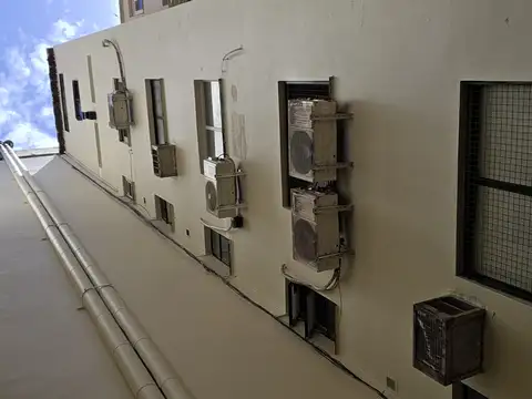 Oficina 2 ambientes con 1 baño