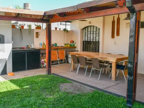Casa dos dormitorios en venta_ Apta credito
