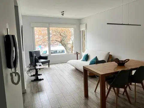 Departamento 2 ambientes Edificio MERLOT, R. Roca 1000, Piso 1