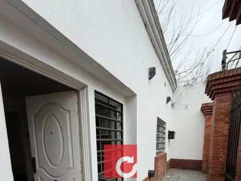 Casa en Alquiler en Villa Elisa, $ 1.150.000