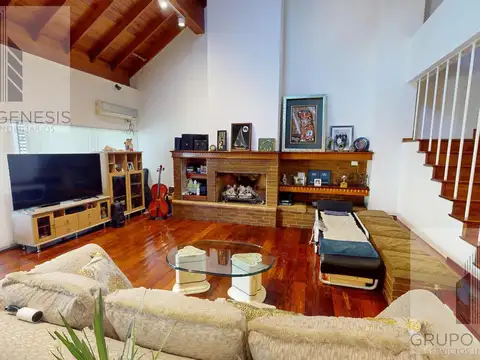 Casa 7 ambientes con 3 baños