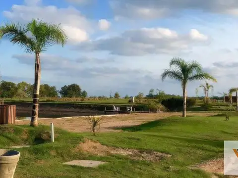 Terreno en venta - 1.045mts2 - Campos de La Enriqueta, La Plata