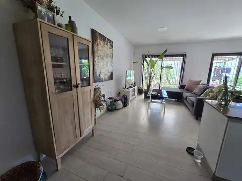 Casa en Venta en Don Torcuato, USD 185.000