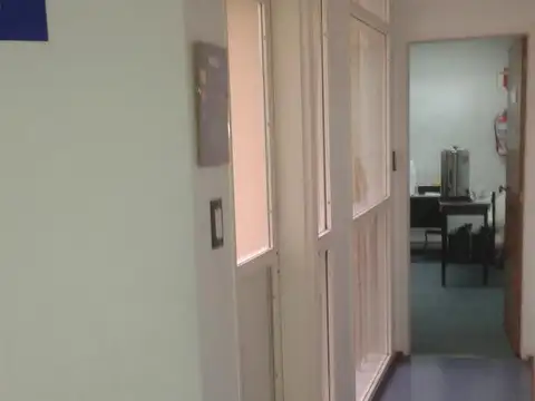 Oficina en Venta 27 años