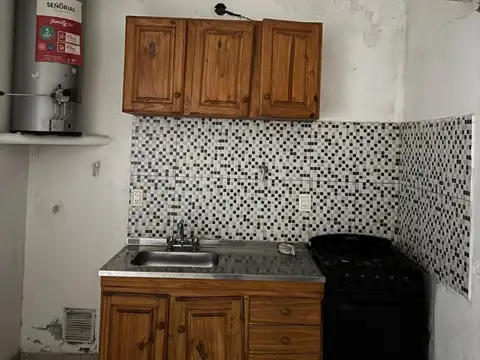 Casa a demoler en el centro de Moron