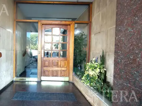 Alquiler Departamento 3 ambientes con balcón en Sarandi