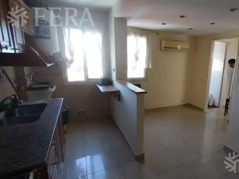 Alquiler Departamento 3 ambientes con balcón en Sarandi