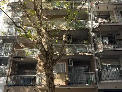 Alquiler luminoso monoambiente en Almagro