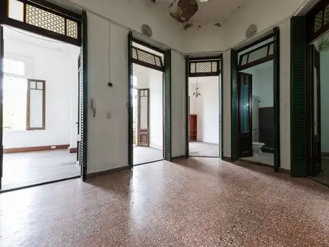 VENTA DEPARTAMENTO 6 AMBIENTES EN SAN TELMO.