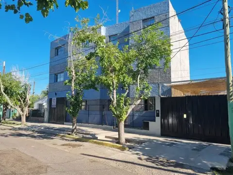 Oficina Monoambiente con 8 baños