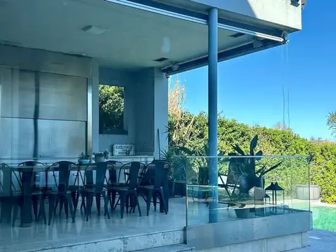 Casa en Alquiler de 4 dormitorios