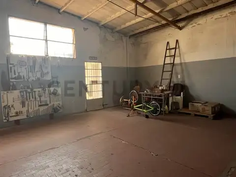 Galpon en Alquiler 8,29  mts Frente