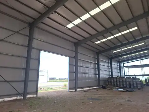 VENTA GALPÓN CON OFICINAS Y LOCAL- POLO HUDSON