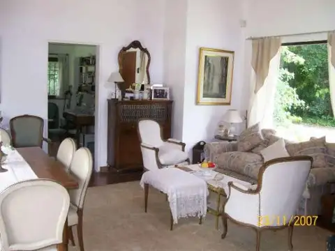 Casa en Venta con 1 cochera