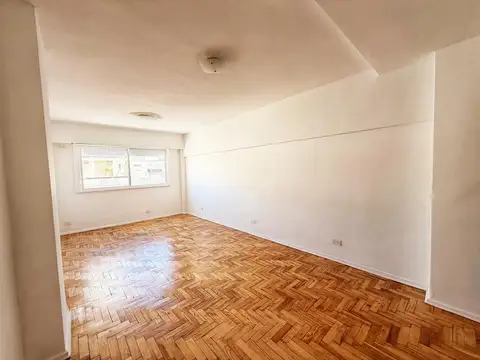 Alquiler monoambiente Reciclado a Nuevo. San Nicolás