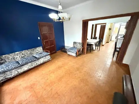 Casa en Venta en Castelar Sur, USD 140.000