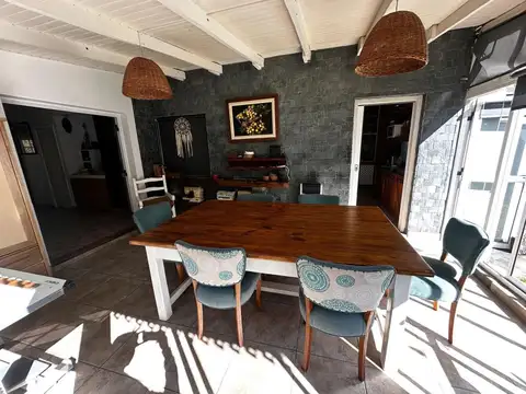 Depto Tipo Casa en Venta de 5 ambientes