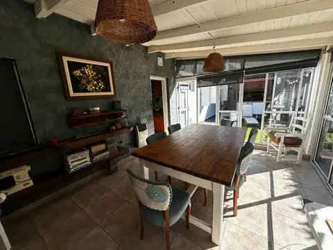 Depto Tipo Casa en Venta de 4 dormitorios