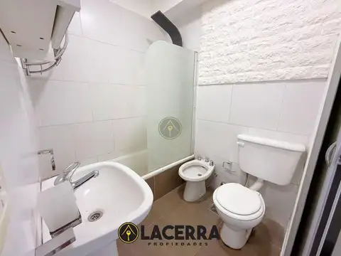 Depto Tipo Casa 2 ambientes con 1 baño